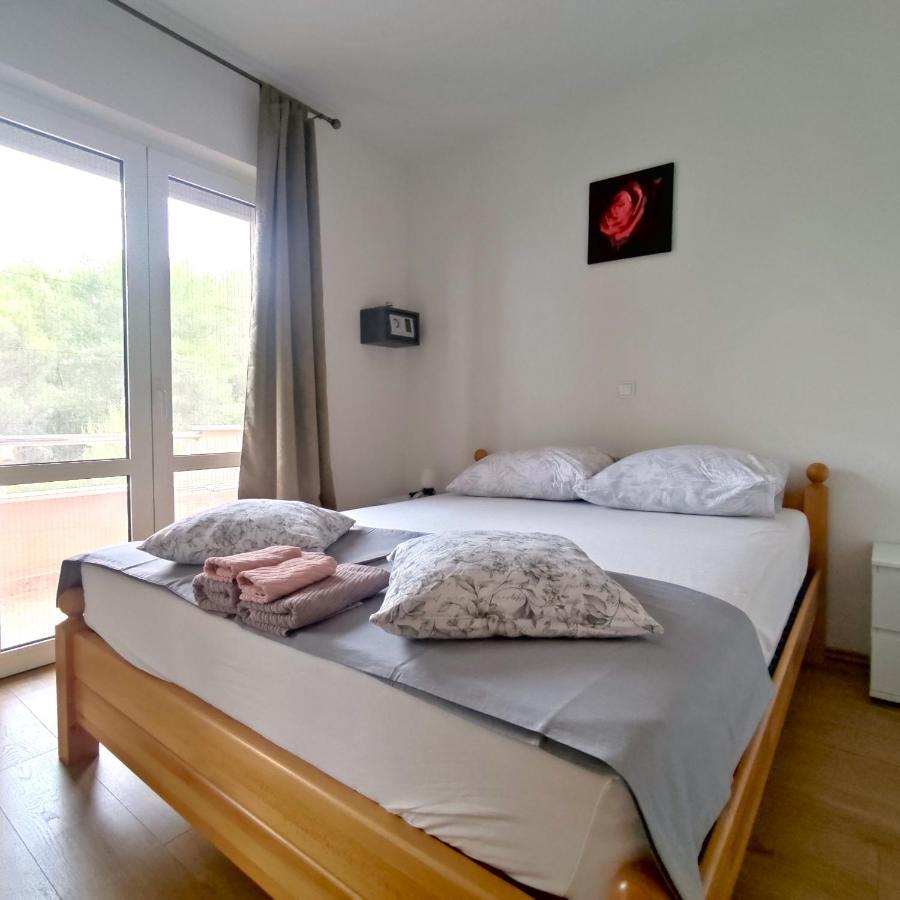 Apartments Panorama With Seasonal Pool Slatine Zewnętrze zdjęcie